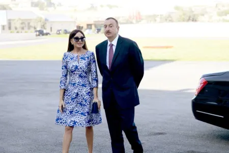İlham Əliyev və birinci xanım park açılışında