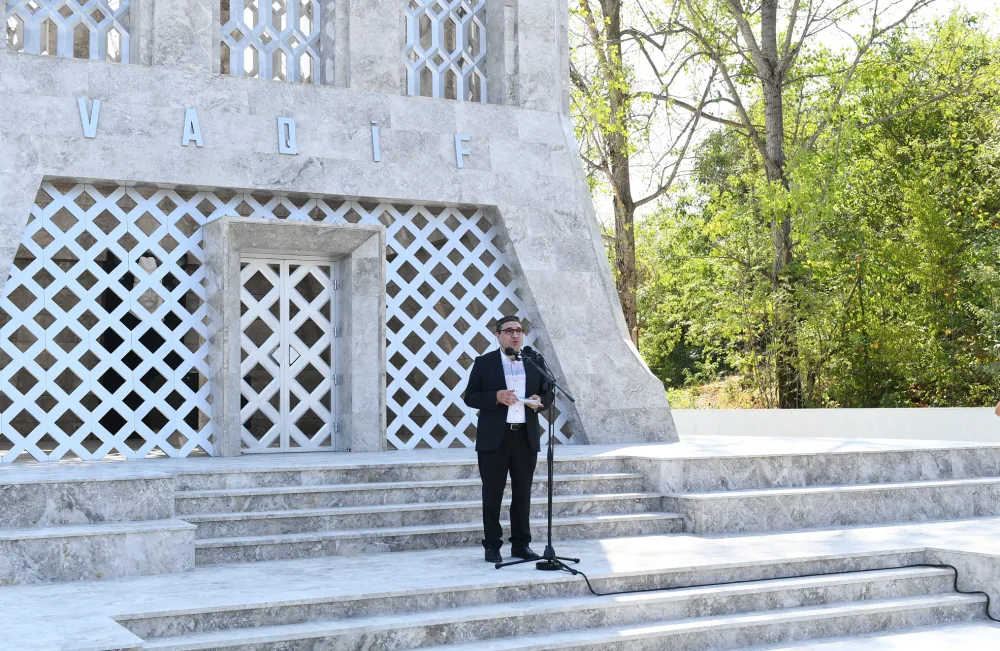 Prezidentlə xanımı Şuşada Vaqif Poeziya Günlərinin açılışında - VİDEO - YENİLƏNDİ