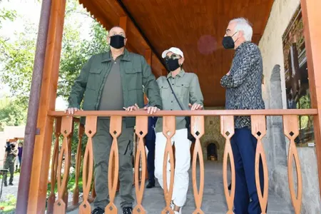 “Polad atasının evini bərpa etdi” - İlham Əliyev