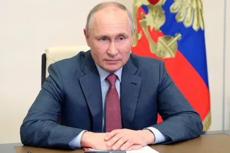 Peyvənd olunan Putin antitel göstəricisini açıqladı
