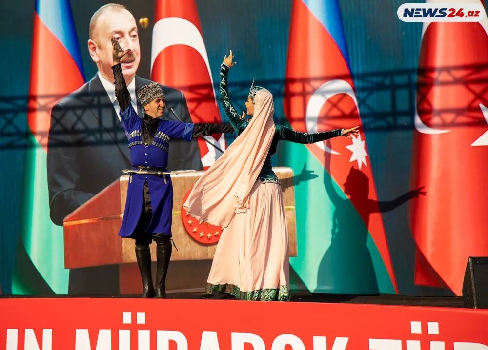 Paytaxtda Türkiyənin Zəfər bayramı qeyd olundu - FOTOLAR