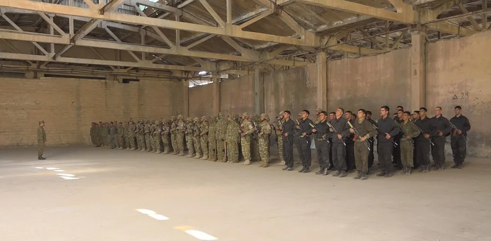Əlahiddə Ümumqoşun Ordunun xüsusi təyinatlı bölmələrində taktiki-xüsusi təlim keçirilib - Video/Foto