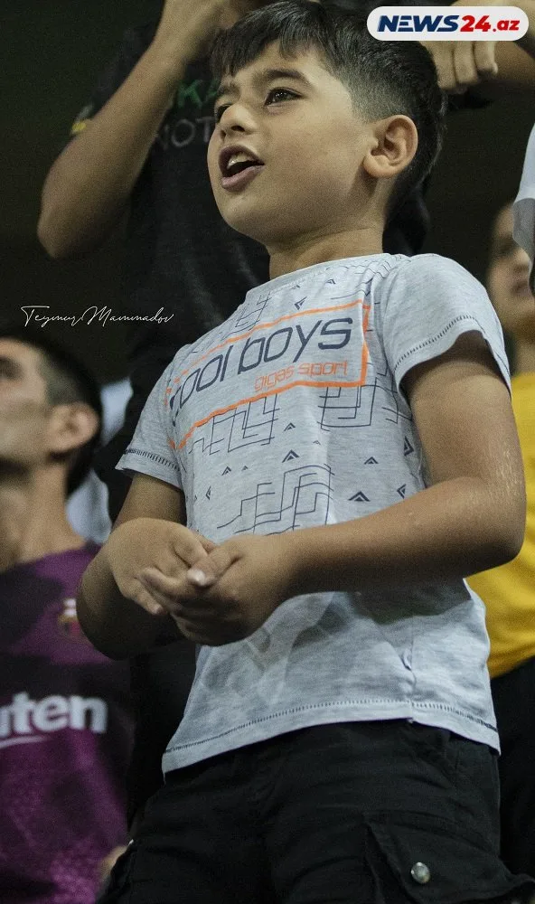 "Qarabağ"ın balaca fanatları - FOTOLAR