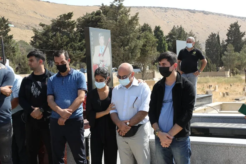 Əməkdar artist Yaqub Zurufçu dəfn edildi - FOTOLAR - VİDEO - YENİLƏNİB