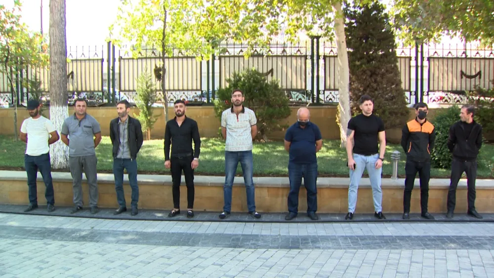 Gecə 12-dən sonra xidmət göstərən məşhur kafe sahibi cərimələndi - Foto/ Video