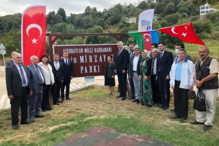Bursada Milli Qəhrəman Şirin Mirzəyev adına park açıldı - FOTO