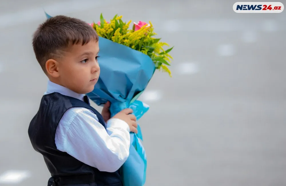 İlk dəfə məktəbdə - FOTOREPORTAJ