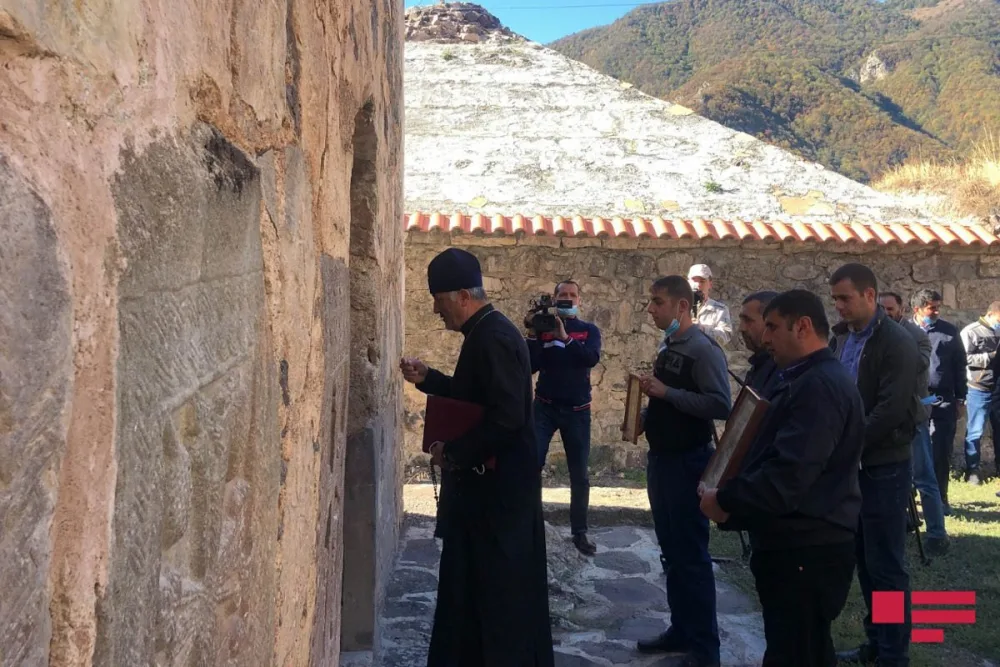 Kəlbəcərdə Xudavəng məbədində şəhidlərin ruhuna dualar oxundu - Fotolar