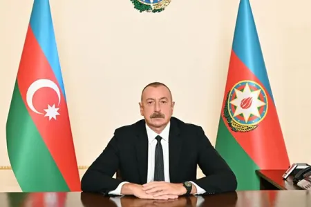 Ali Baş Komandan xalqa müraciət edir - Canlı yayım