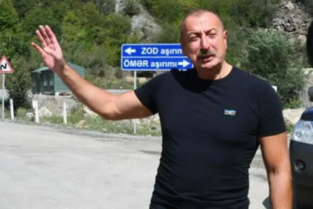 Prezident Ermənistana bir daha xəbərdarlıq etdi: - "Başını bir daha əzəcəyik”