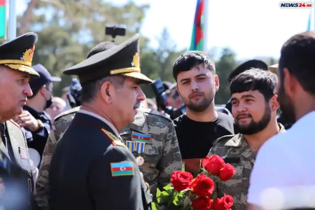 Zakir Həsənov: "Xahiş edirəm, şəhidlərimizin yaxınlarına diqqət göstərəsiniz" - FOTOLAR