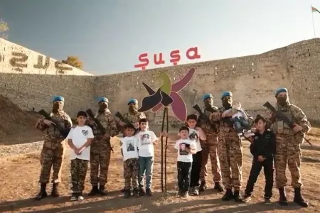"Bu “Xarıbülbül"ü bizim adımızdan İlham əmiyə və Mehriban xalaya çatdırmanızı istəyirəm” - Video