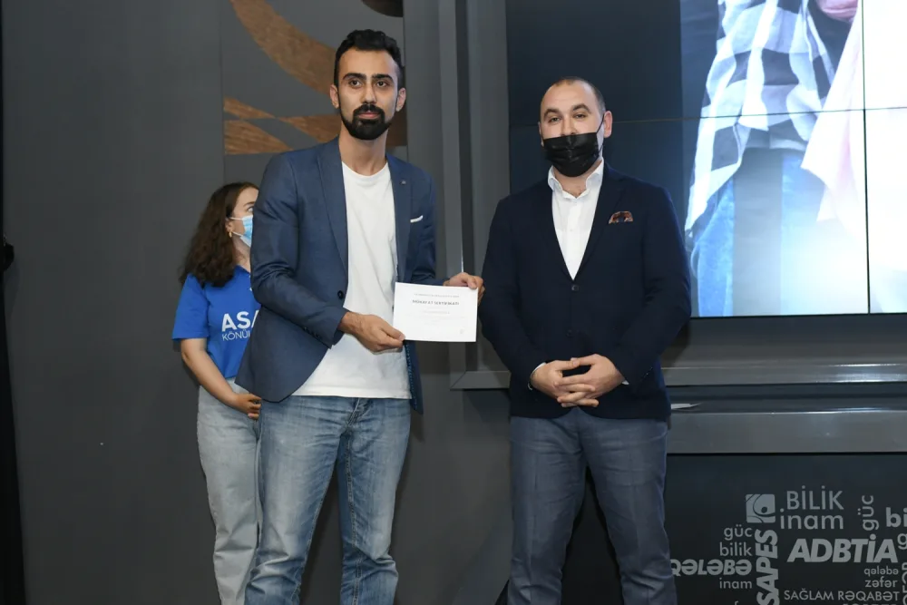 News24.az-ın əməkdaşı mükafata layiq görüldü - FOTOLAR - VİDEO