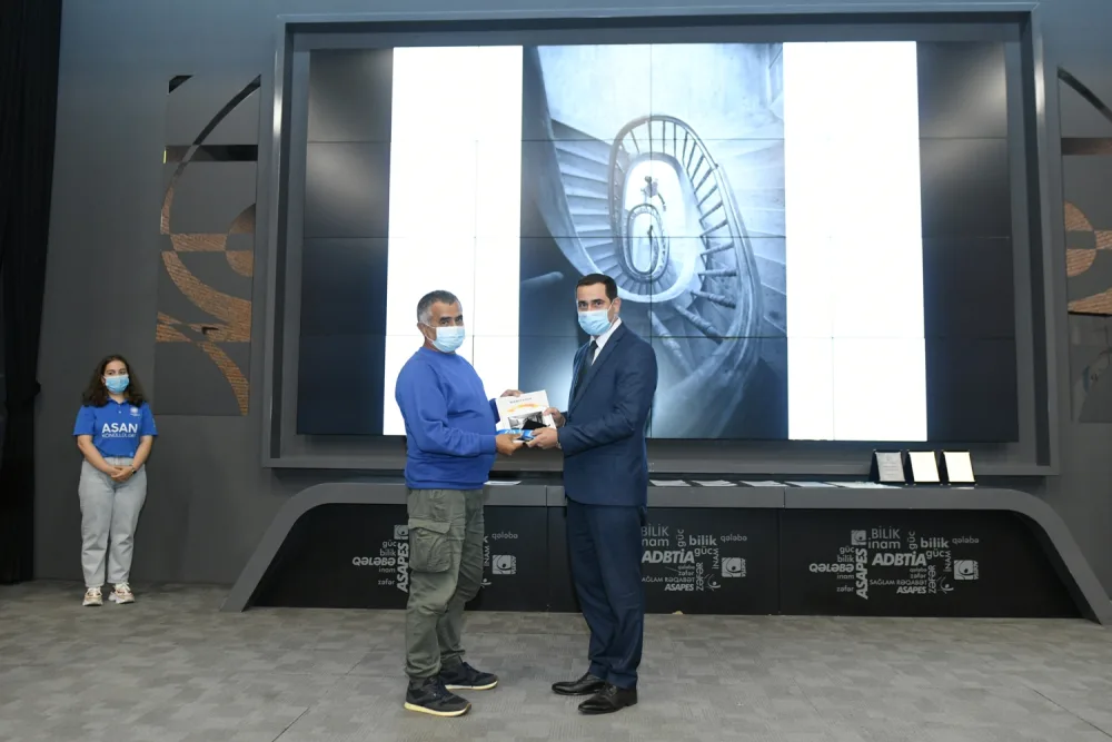 News24.az-ın əməkdaşı mükafata layiq görüldü - FOTOLAR - VİDEO