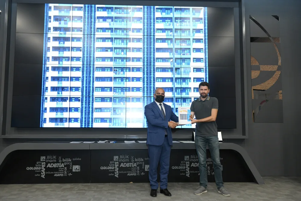 News24.az-ın əməkdaşı mükafata layiq görüldü - FOTOLAR - VİDEO