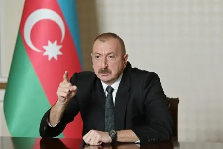Çirkin ağzını açıb, atam haqda söz demək ona baha başa gələr!