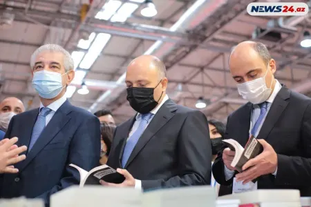 Mədəniyyət naziri: “900-dən çox kitab fondumuzu ermənilər məhv edib”