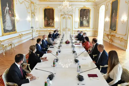 Sahibə Qafarova Slovakiya parlamentini Xocalı soyqırımını - TANIMAĞA ÇAĞIRDI