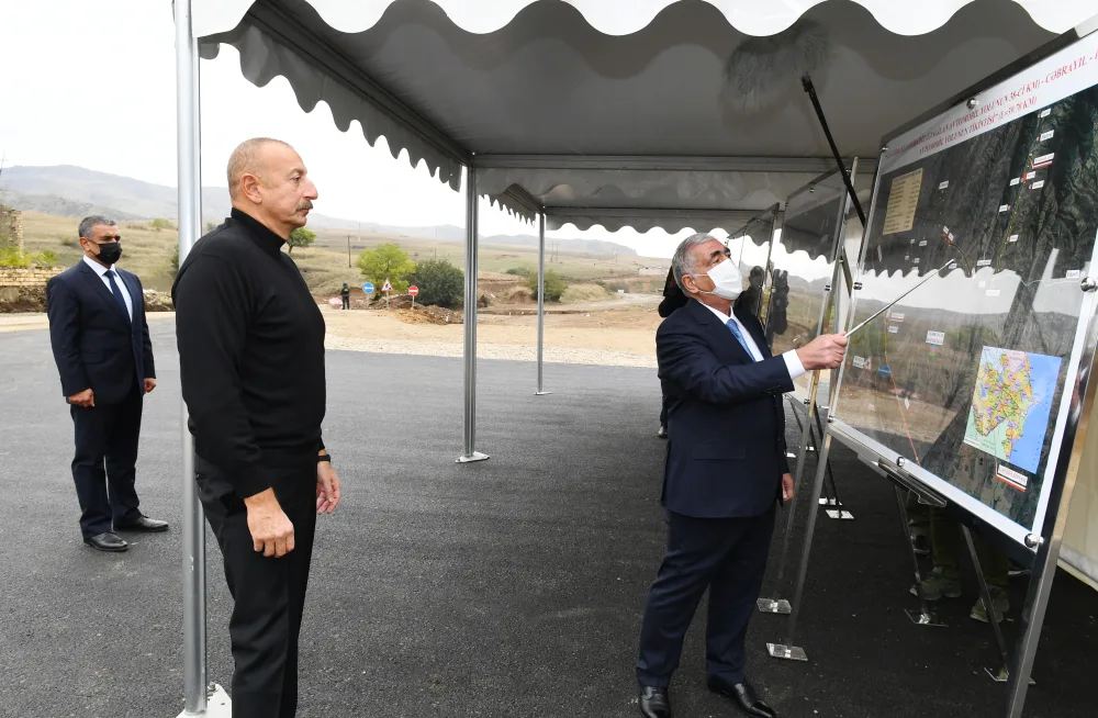 Prezident Hadrut qəsəbəsinə və Tuğ kəndinə səfər edib