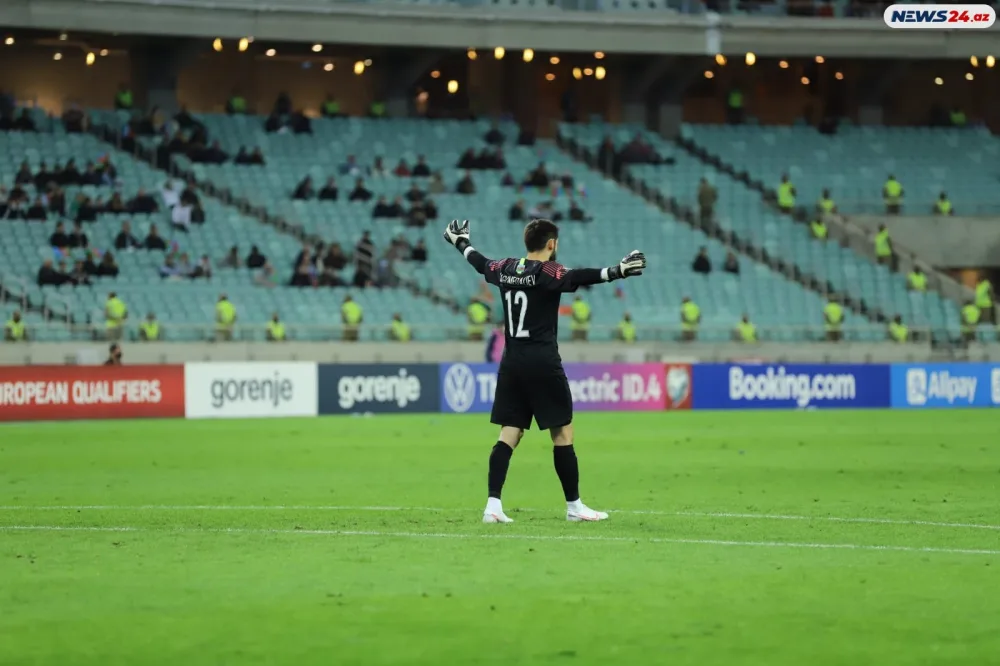 Azərbaycan millisi - DARMADAĞIN OLDU - FOTO