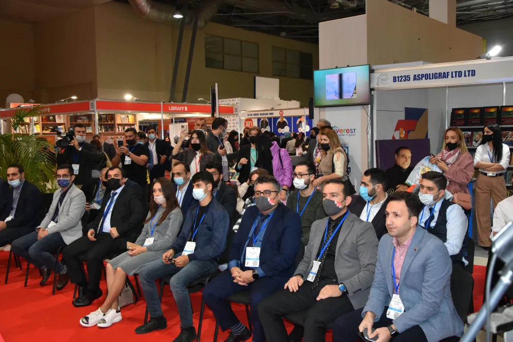 “Qarabağa kitabla gedək” layihəsinin təqdimatı keçirildi