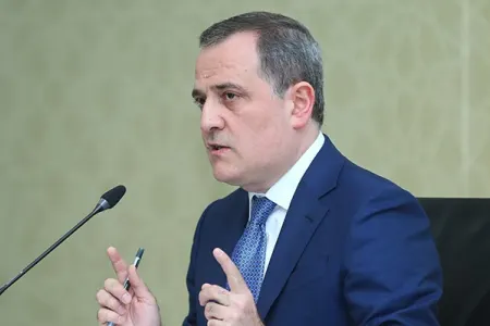 Ceyhun Bayramov Serbiyaya getdi