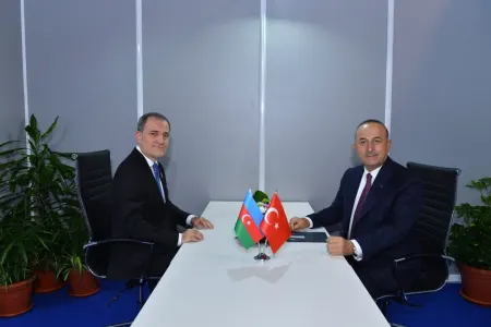 Çavuşoğlu və Bayramov görüşdü