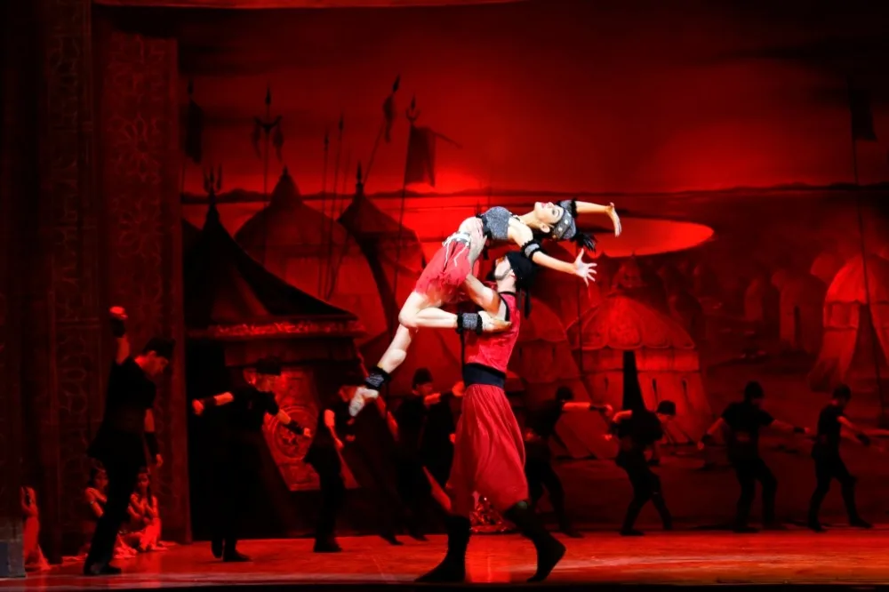 Opera və Balet Teatrı 113-cü mövsümə premyera ilə başladı - Fotolar