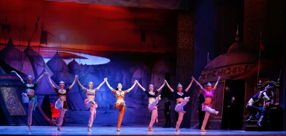 Opera və Balet Teatrı 113-cü mövsümə premyera ilə başladı - Fotolar