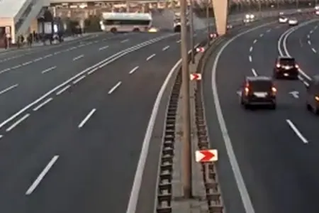 Aeroport yolundakı qəza belə baş verib - ANBAAN VİDEO