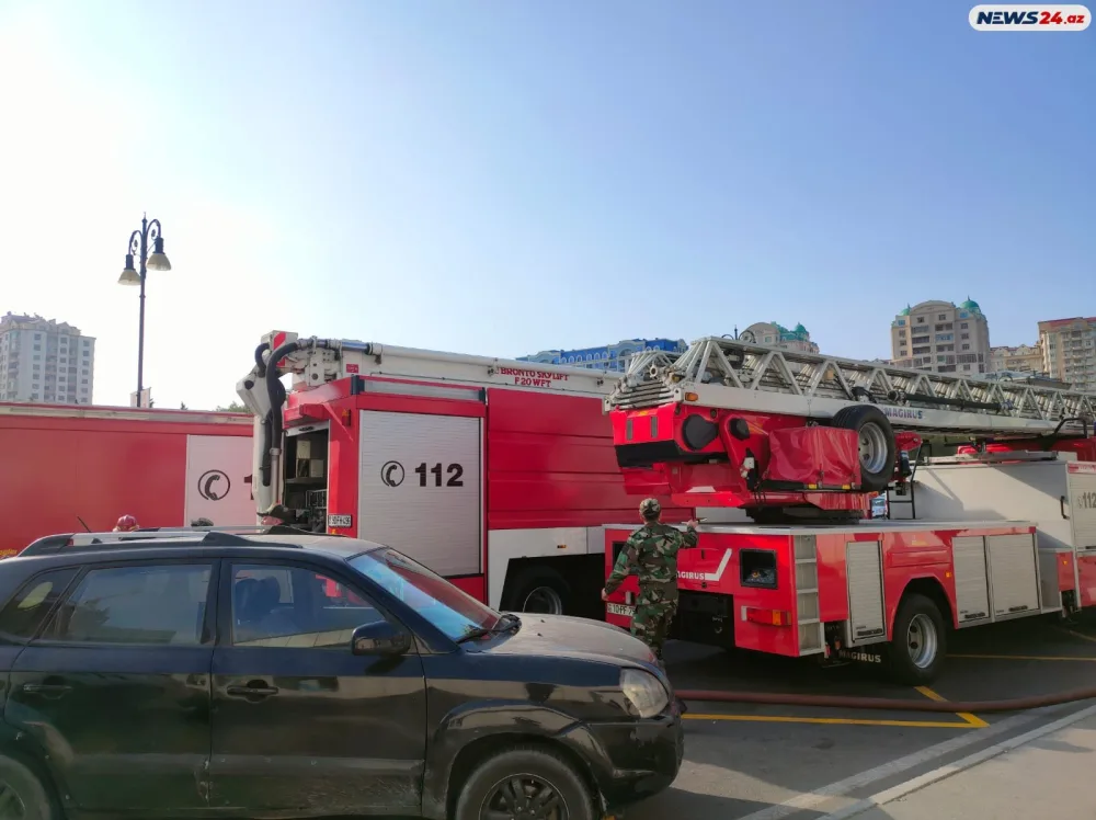 Nərimanovda yerləşən “Metro City” mağazasında DƏHŞƏTLİ YANĞIN - FOTOLAR