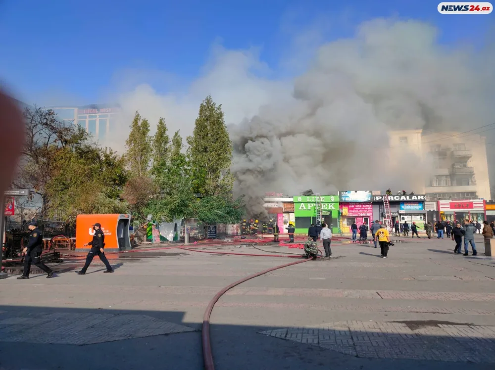 Nərimanovda yerləşən “Metro City” mağazasında DƏHŞƏTLİ YANĞIN - FOTOLAR