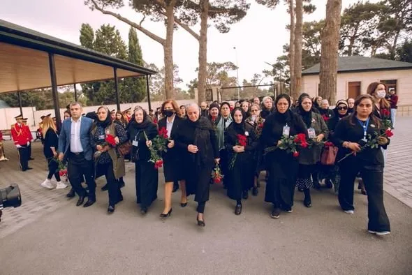 Qürurlu analar, qəhrəman oğullar, təsəlli balalar... - FOTO/VİDEO