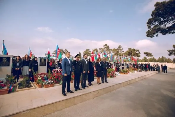 Qürurlu analar, qəhrəman oğullar, təsəlli balalar... - FOTO/VİDEO