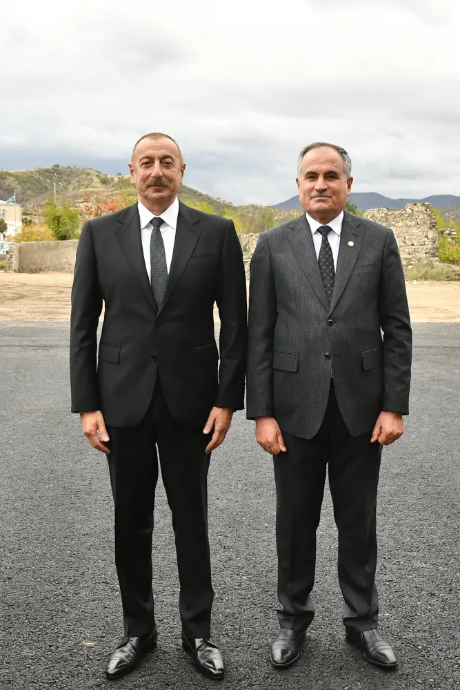 Prezident və birinci xanım Zəngilan ictimaiyyətinin nümayəndələri ilə görüşdülər - FOTOLAR