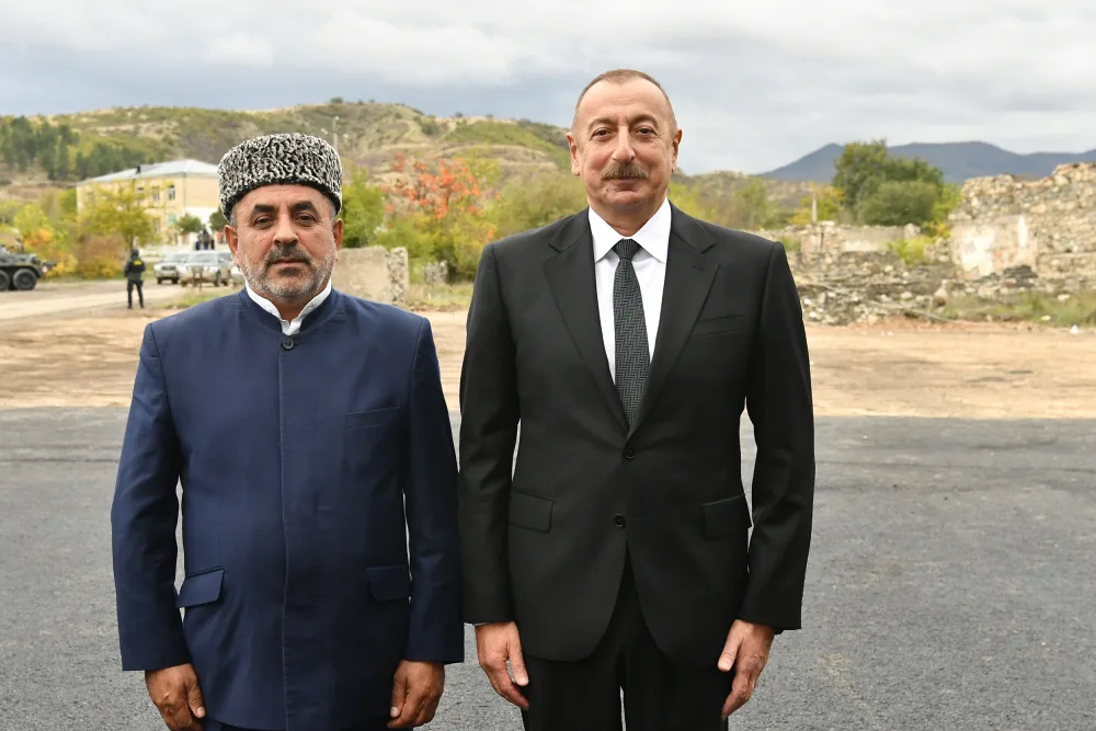 Prezident və birinci xanım Zəngilan ictimaiyyətinin nümayəndələri ilə görüşdülər - FOTOLAR