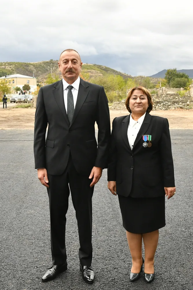 Prezident və birinci xanım Zəngilan ictimaiyyətinin nümayəndələri ilə görüşdülər - FOTOLAR