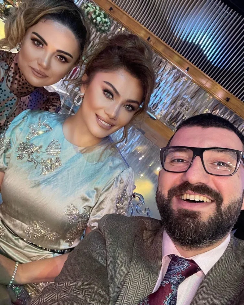 Həyat yoldaşı qarşısında diz çökdü, dedi ki... - Sevdanın TOYUNDAN VİDEO