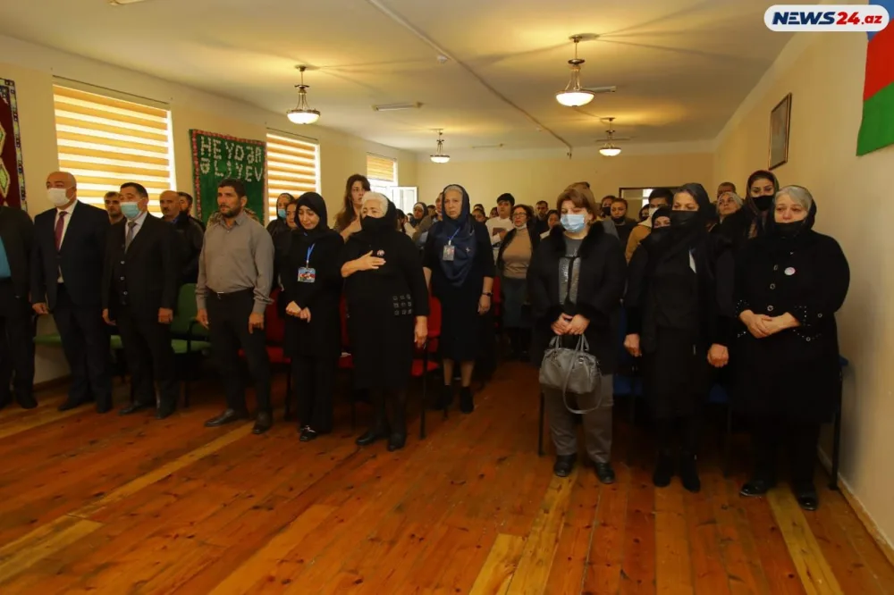 41 sinifdən ucalan şəhid adları - 317 saylı məktəbdə ANIM - VİDEO__NEWL____NEWL__