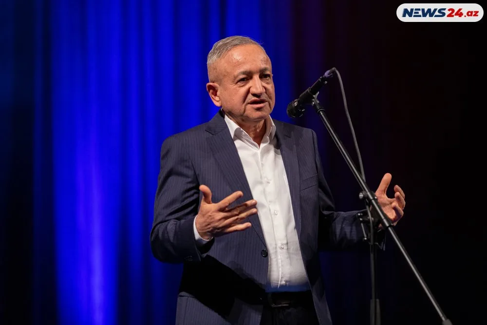 Yaşar Nurinin 70 illik yubiley tədbirində yaşananlar - FOTOLAR