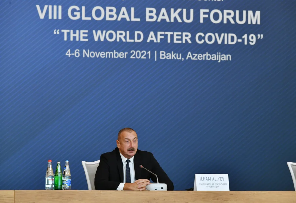 Qlobal Bakı Forumundan - FOTOLAR