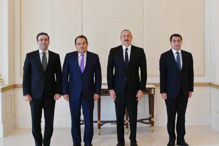 İlham Əliyev Türk Şurasının Baş katibini qəbul etdi - FOTO- YENİLƏNİB