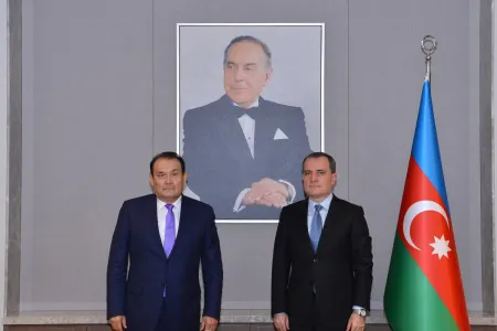 Ceyhun Bayramov görüş keçirdi