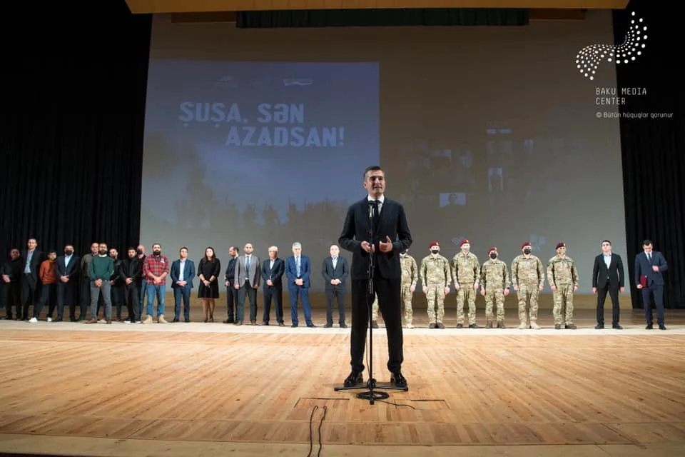 "Biz təkcə Şuşanı geri qaytarmadıq, Azərbaycanın namusunu,qeyrətini geri qaytardıq" - Hikmət Mirzəyev DANIŞIR - VİDEO
