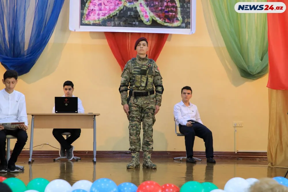 “Biz 44 günə 30 illik ALIN LƏKƏMİZİ TƏMİZLƏDİK” – 160 saylı Klassik Gimnaziyada - ZƏFƏR TƏNTƏNƏSİ