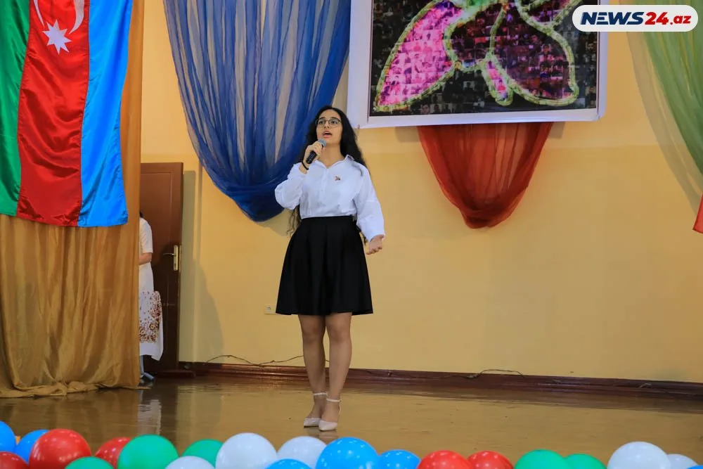 “Biz 44 günə 30 illik ALIN LƏKƏMİZİ TƏMİZLƏDİK” – 160 saylı Klassik Gimnaziyada - ZƏFƏR TƏNTƏNƏSİ