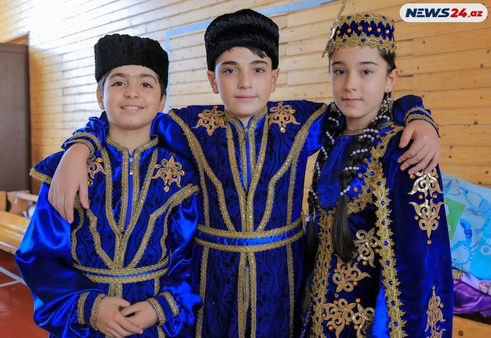 “Biz 44 günə 30 illik ALIN LƏKƏMİZİ TƏMİZLƏDİK” – 160 saylı Klassik Gimnaziyada - ZƏFƏR TƏNTƏNƏSİ