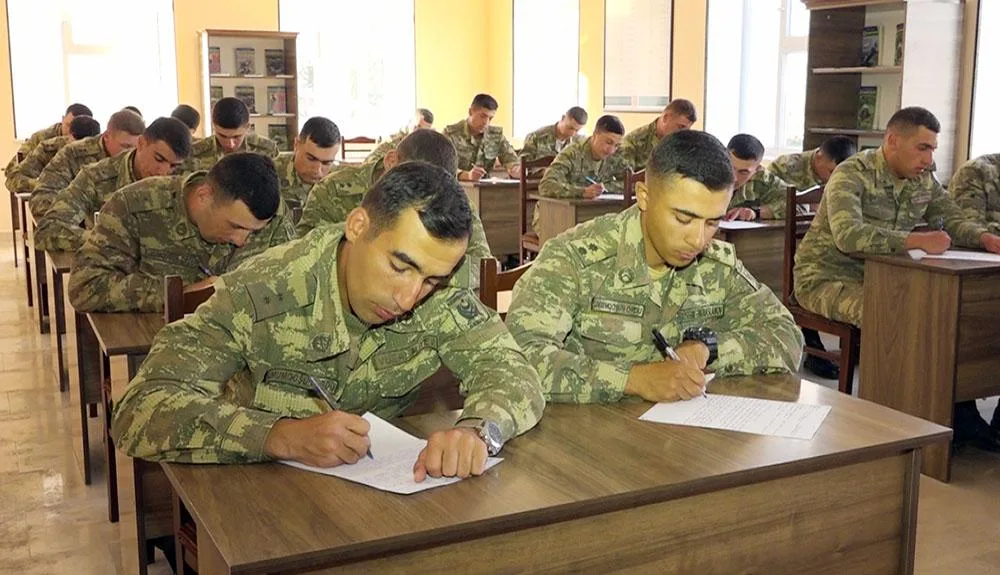 Əlahiddə Ümumqoşun Orduda gənc zabitlərin toplantısı keçirildi- - VİDEO/FOTO