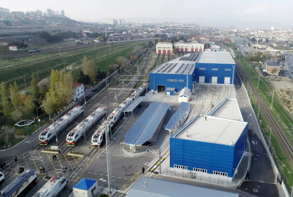 Prezident yeni Biləcəri lokomotiv deposunun açılışında - FOTOLAR