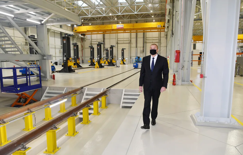 Prezident yeni Biləcəri lokomotiv deposunun açılışında - FOTOLAR